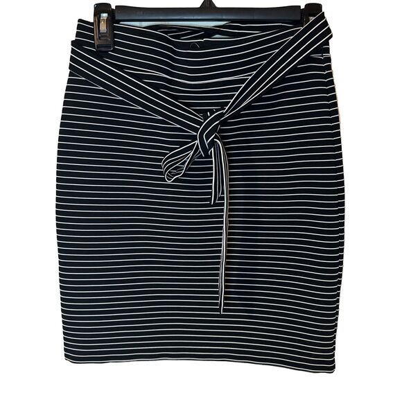 Ann Taylor Loft Pencil Skirt Women's XS Black White Striped Bow Tie Waist - Picture 1 of 5